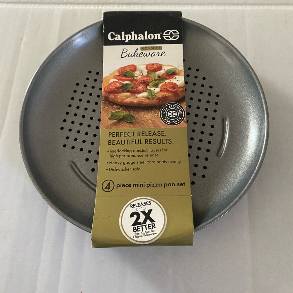 Calphalon Mini Pizza Pan Set 7” Nonstick Set of 4 NWT